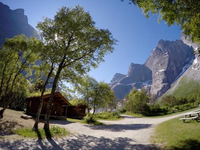 Trollveggen Camping Åndalsnes Exterior foto