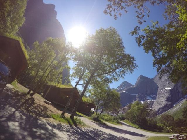 Trollveggen Camping Åndalsnes Exterior foto